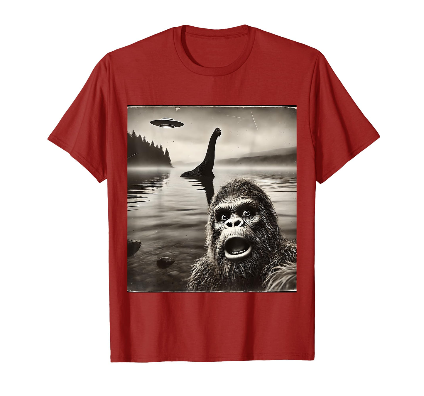 Bigfoot Selfie With Loch Ness Monster And UFO Aliens Graphic T-Shirt