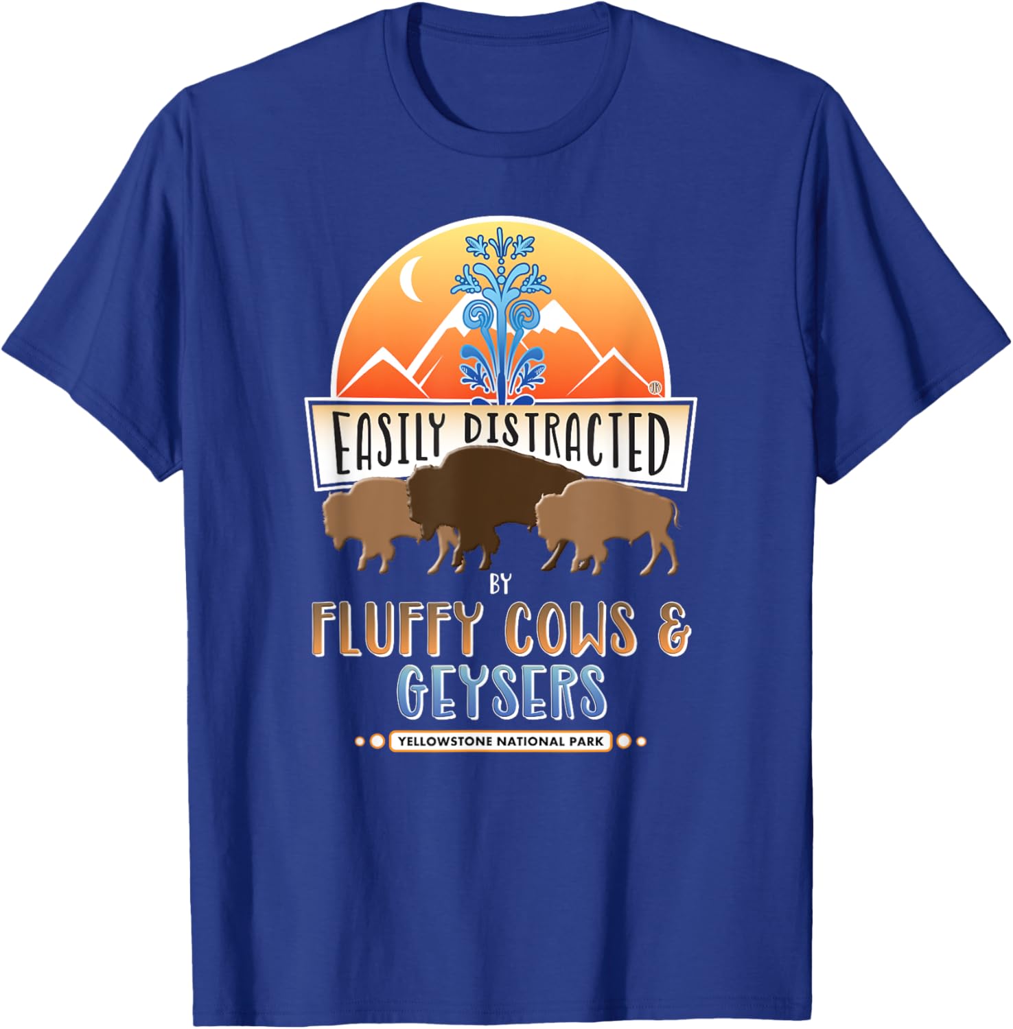 Yellowstone Fluffy Cow Bison & Old Faithful Geyser T-Shirt - T-Shirt | Royal