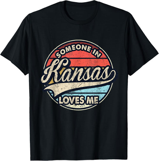 Someone In Kansas Loves Me US State Cool Retro T-Shirt - T-Shirt | Black
