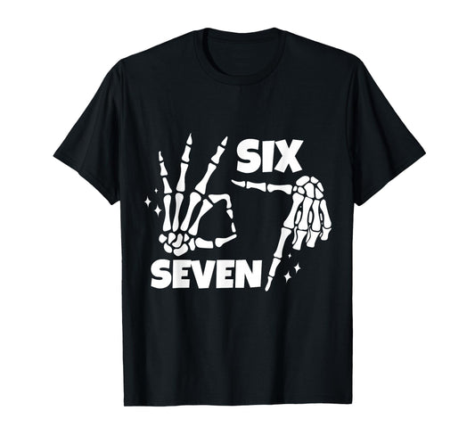 6 7 Meme Funny Skeleton Hands Halloween Couples Six Seven 67 T-Shirt